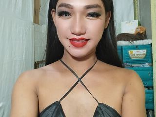Live porn cam model AikoMiguel on Live Sex Awards