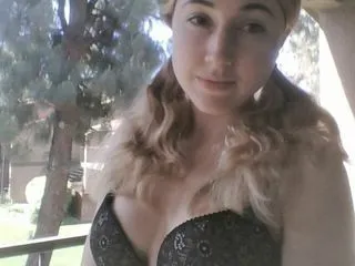 Live porn cam model AshleyDayley on Live Sex Awards