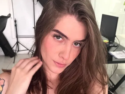 Live porn cam model BellaCameroon on Live Sex Awards