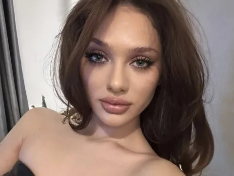 Live porn cam model EloraGoldie on Live Sex Awards