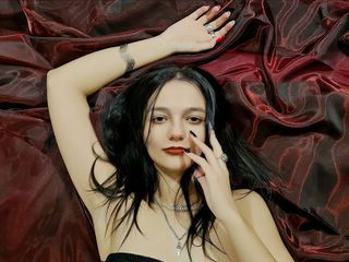 Live porn cam model EraAlter on Live Sex Awards