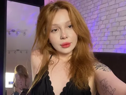 Live porn cam model GingerSanchez on Live Sex Awards