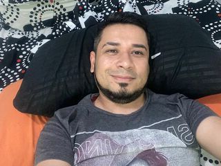 Live porn cam model LatinPandi on Live Sex Awards