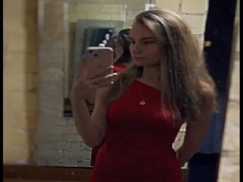 Live porn cam model LexiSmal on Live Sex Awards