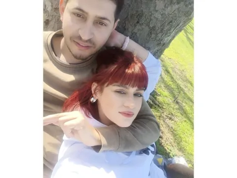 Live porn cam model SalmaAndSam on Live Sex Awards