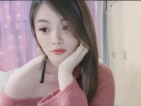 Live porn cam model ZhangQianqian on Live Sex Awards